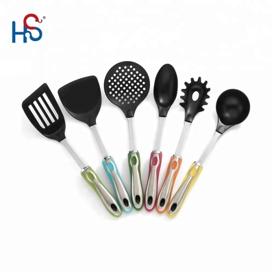 Personalisiertes Logo Akzeptables Nylon-Küchenzubehör-Set für Haus-Koch-Notwendigkeiten